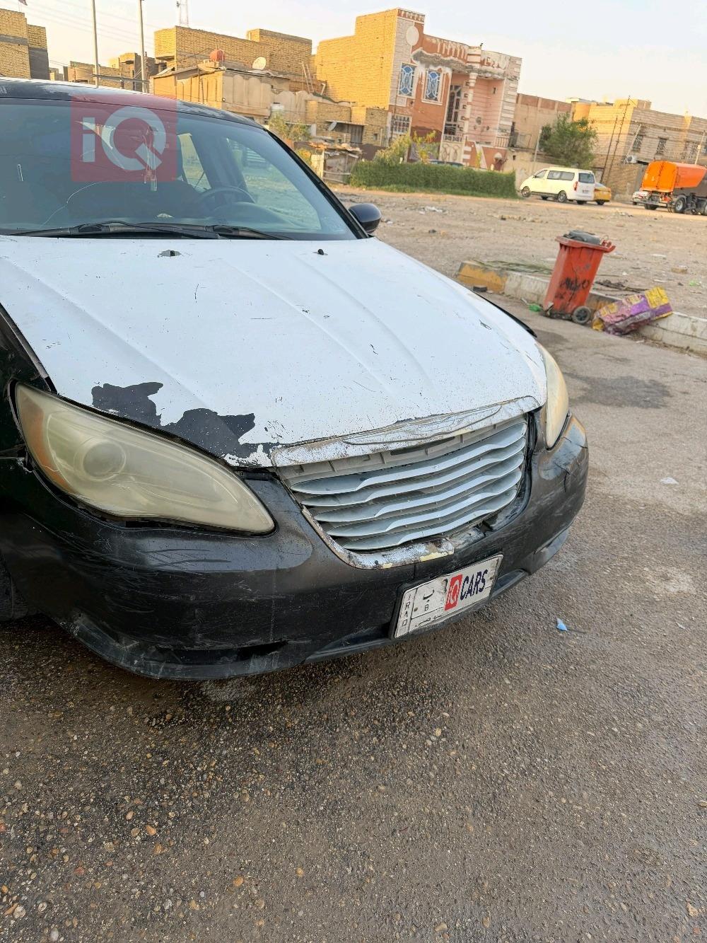 كرايسلر 200